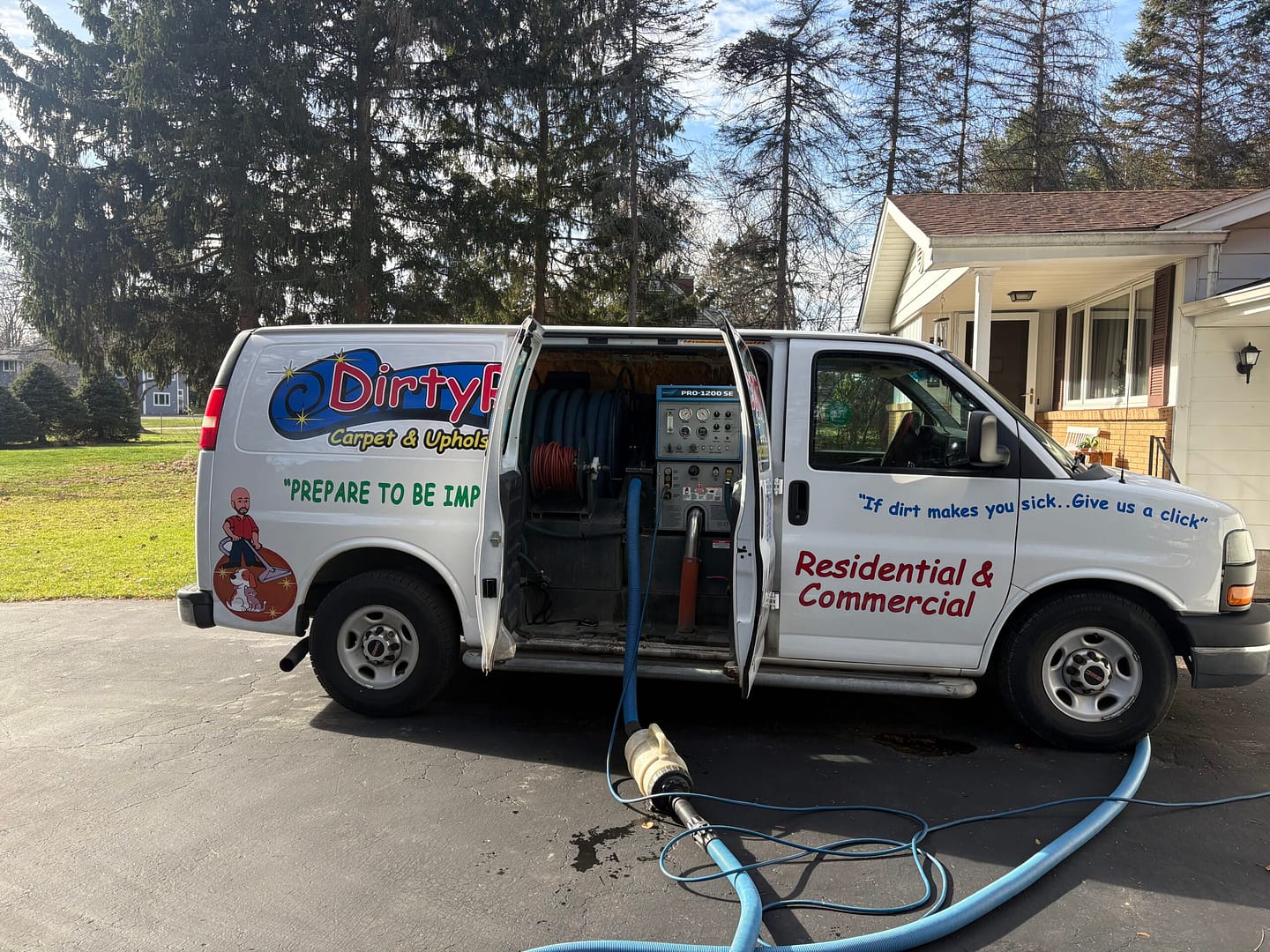 Dirty Rugs Truck White