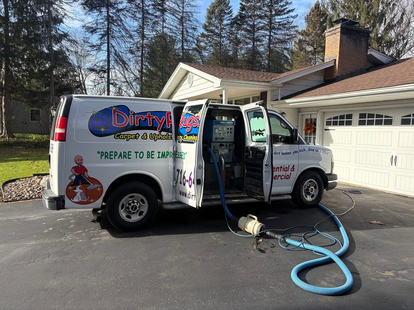 Dirty Rugs Truck White